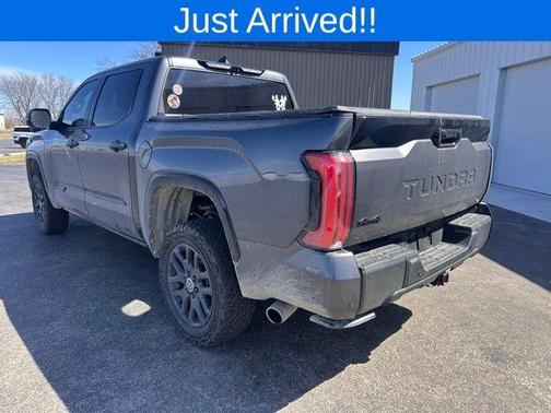 2024 Toyota Tundra Hybrid Platinum