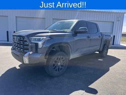 2024 Toyota Tundra Hybrid Platinum