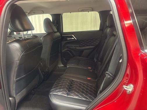 2024 Mitsubishi Outlander SEL