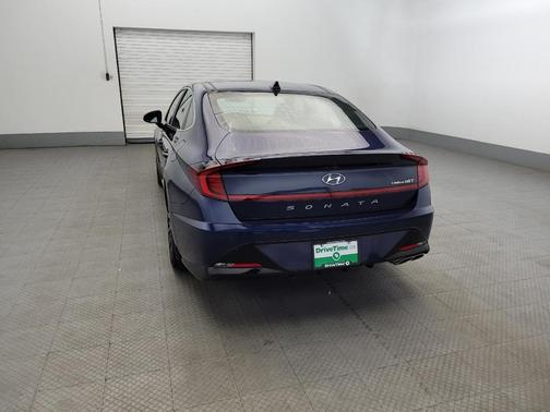 2021 Hyundai SONATA Limited
