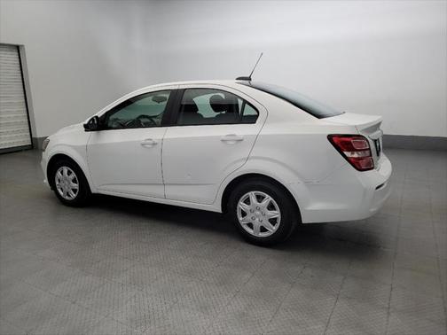2017 Chevrolet Sonic LS