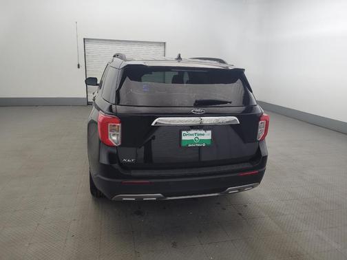 Agate Black Metallic 2022 Ford Explorer XLT