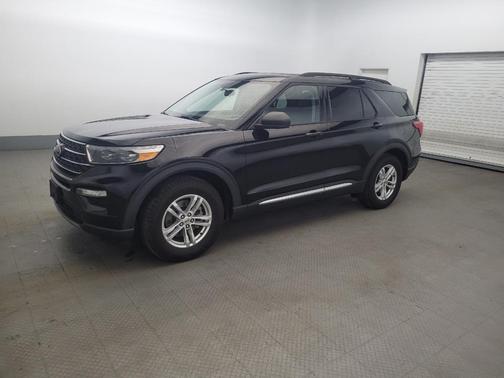 Agate Black Metallic 2022 Ford Explorer XLT