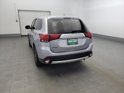 2017 Mitsubishi Outlander SE