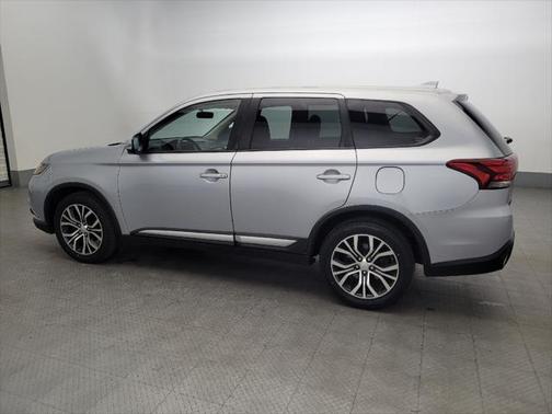 2017 Mitsubishi Outlander SE