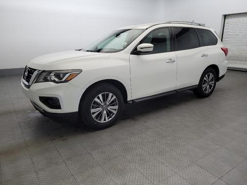 2018 Nissan Pathfinder SV