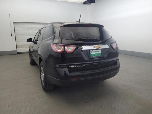 Mosaic Black Metallic 2017 Chevrolet Traverse 1LT
