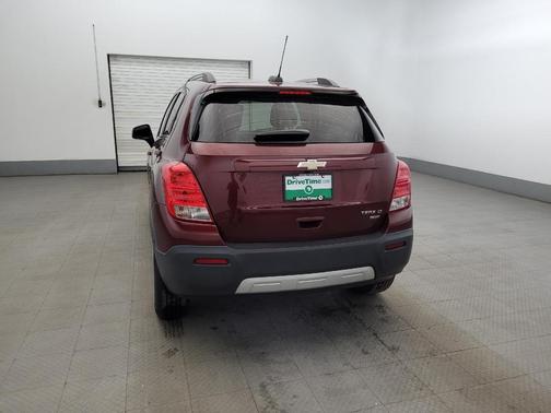 Red 2016 Chevrolet Trax LT