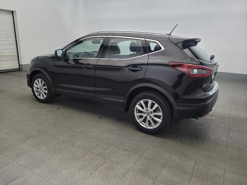 2022 Nissan Rogue Sport SV