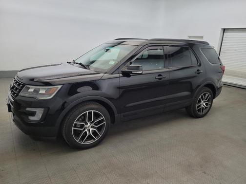 White Platinum Metallic Tri-Coat 2017 Ford Explorer sport