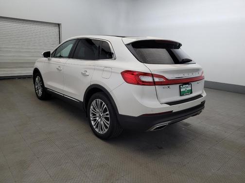 White Platinum Metallic Tri-Coat 2017 Lincoln MKX Reserve