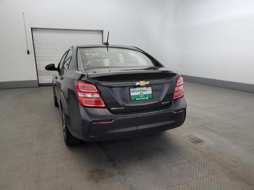 Nightfall Gray Metallic 2020 Chevrolet Sonic FWD Sedan Premier