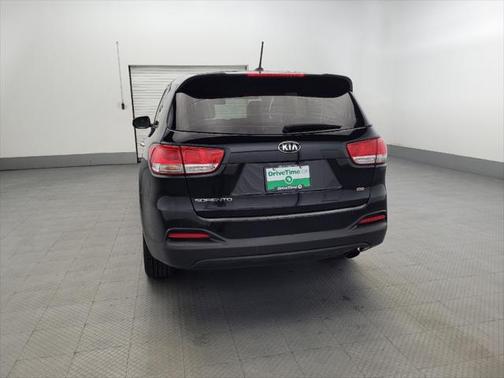 2016 Kia Sorento L