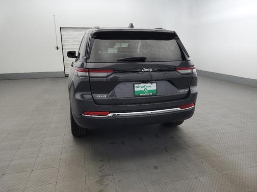 2022 Jeep Grand Cherokee Laredo