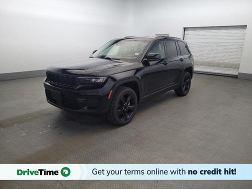Diamond Black Crystal Pearlcoat 2023 Jeep Grand Cherokee Altitude