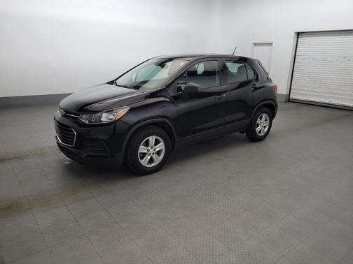 Black 2019 Chevrolet Trax LS