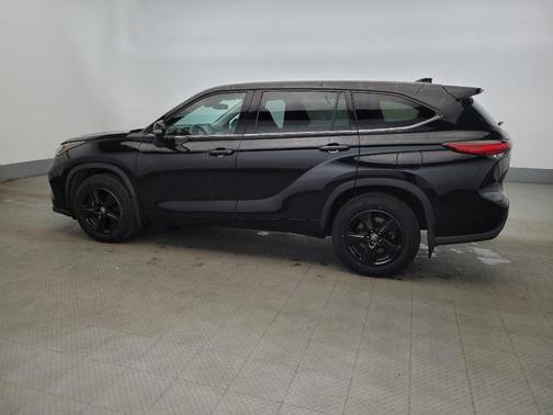 2021 Toyota Highlander LE