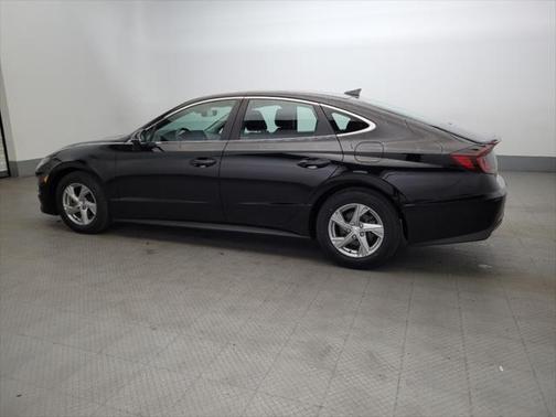 2022 Hyundai SONATA SE