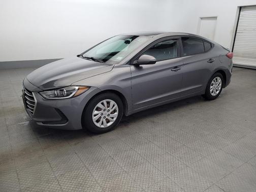 2018 Hyundai ELANTRA SE