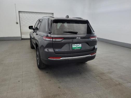 Baltic Gray Metallic Clearcoat 2023 Jeep Grand Cherokee 4xe Base