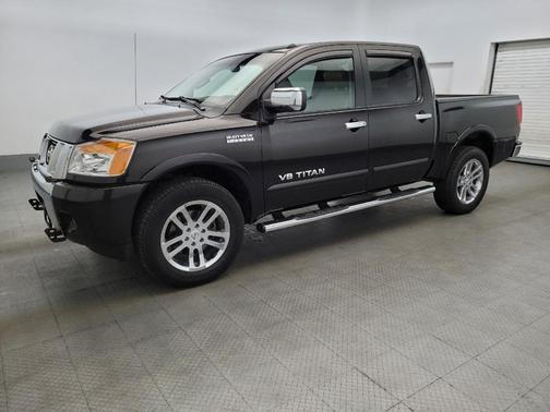 2014 Nissan Titan SL