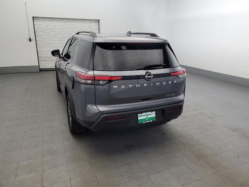 2022 Nissan Pathfinder SV 4WD