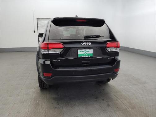 2022 Jeep Grand Cherokee Laredo