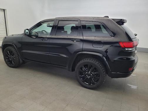 Diamond Black Crystal Pearlcoat 2020 Jeep Grand Cherokee Altitude