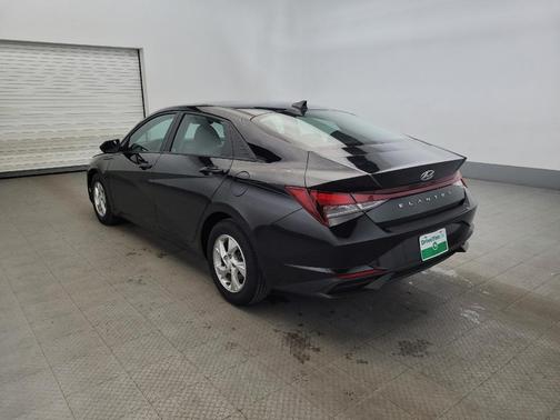 2023 Hyundai ELANTRA SE