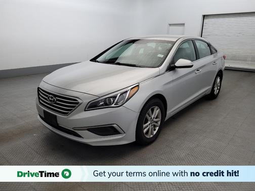 2017 Hyundai SONATA SE