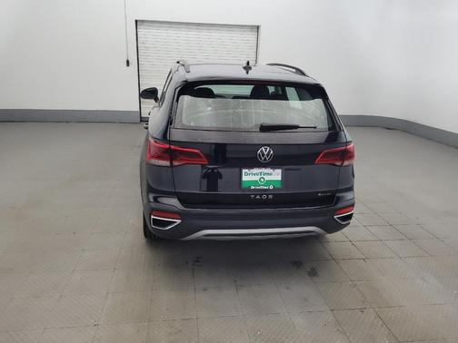 Deep Black Pearl 2023 Volkswagen Taos 1.5T S