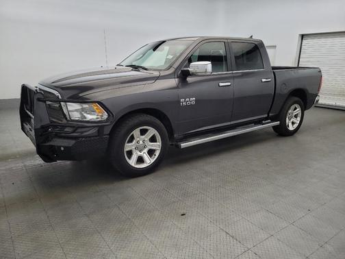 Granite Crystal Metallic Clearcoat 2017 RAM 1500 Lone Star