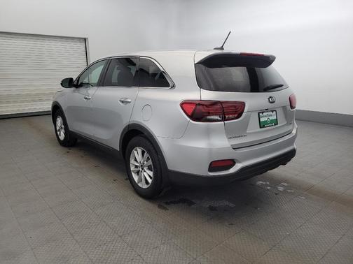 Sparkling Silver 2019 Kia Sorento LX