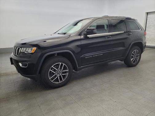 2019 Jeep Grand Cherokee Laredo