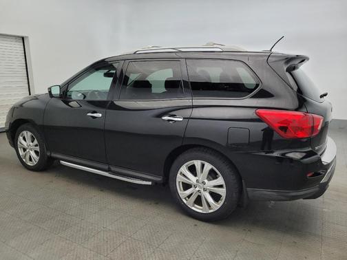 2018 Nissan Pathfinder SL