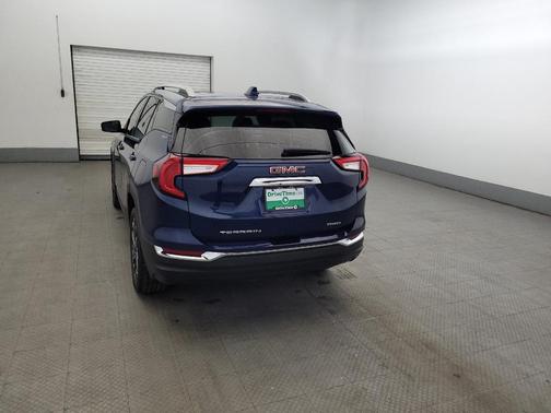 Marine Metallic 2023 GMC Terrain SLT