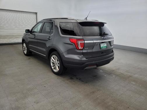 Magnetic Metallic 2019 Ford Explorer XLT