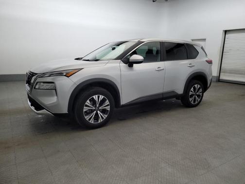 Brilliant Silver Metallic 2023 Nissan Rogue SV