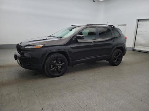 Brilliant Black Crystal Pearlcoat 2015 Jeep Cherokee Latitude