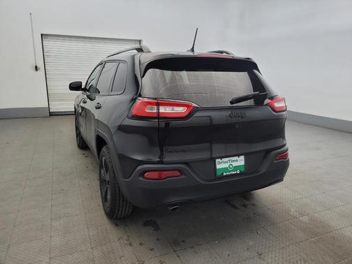 Brilliant Black Crystal Pearlcoat 2015 Jeep Cherokee Latitude