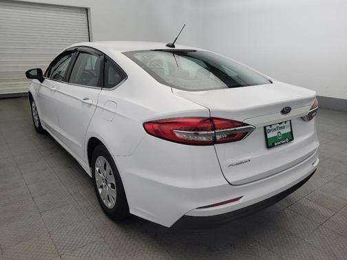 2019 Ford Fusion S