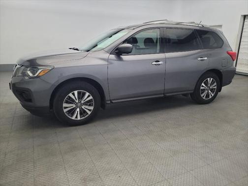 2017 Nissan Pathfinder SL