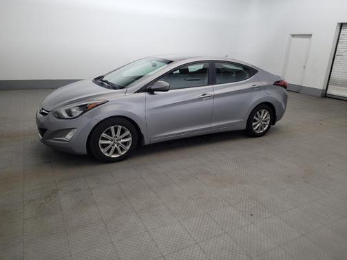 Shale Gray Metallic 2016 Hyundai ELANTRA SE