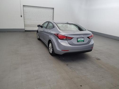 Shale Gray Metallic 2016 Hyundai ELANTRA SE