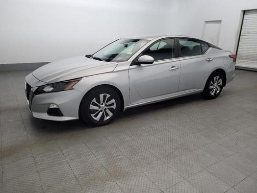 2022 Nissan Altima S FWD