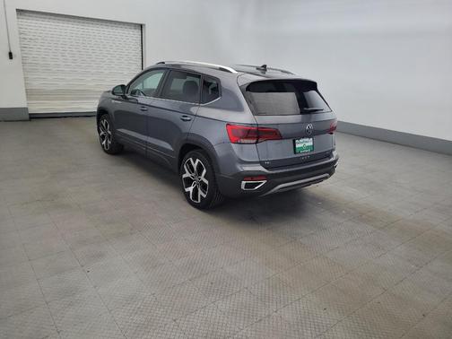 Gray 2022 Volkswagen Taos 1.5T SEL