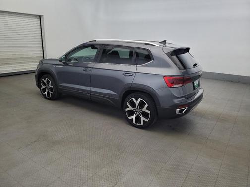 Gray 2022 Volkswagen Taos 1.5T SEL
