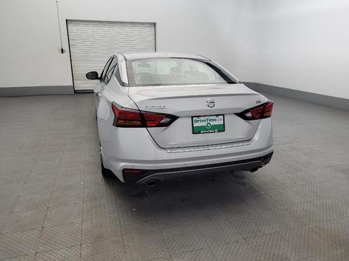 2021 Nissan Altima SR FWD