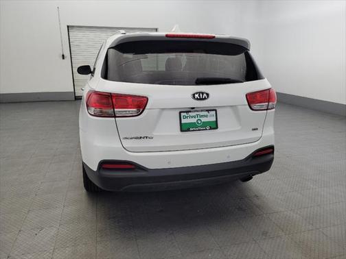 2017 Kia Sorento LX