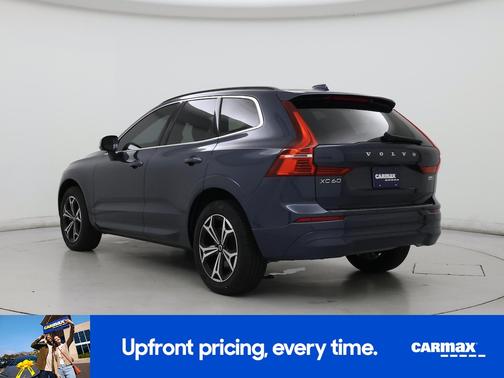 2022 Volvo XC60 B5 Momentum